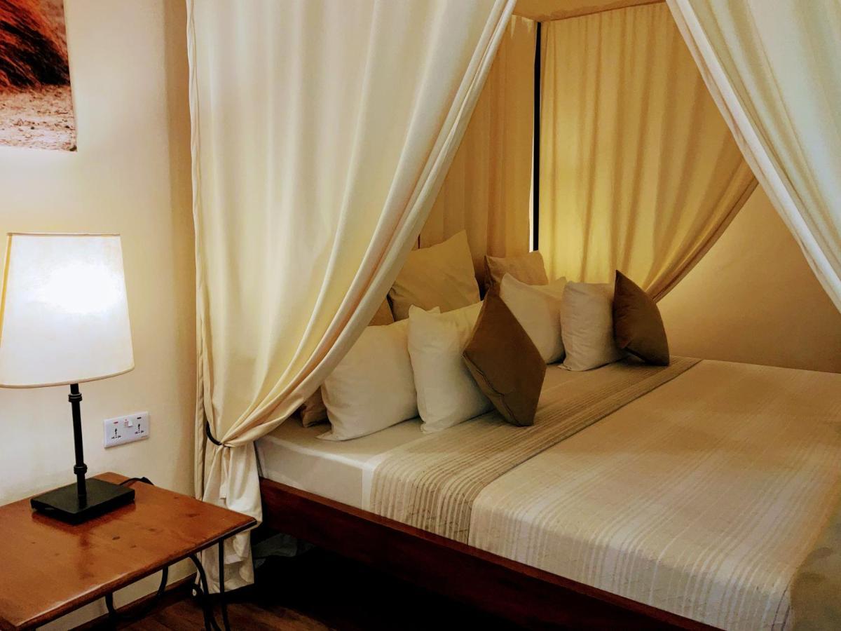 Pink Flamingo Boutique Hotel Моши Экстерьер фото