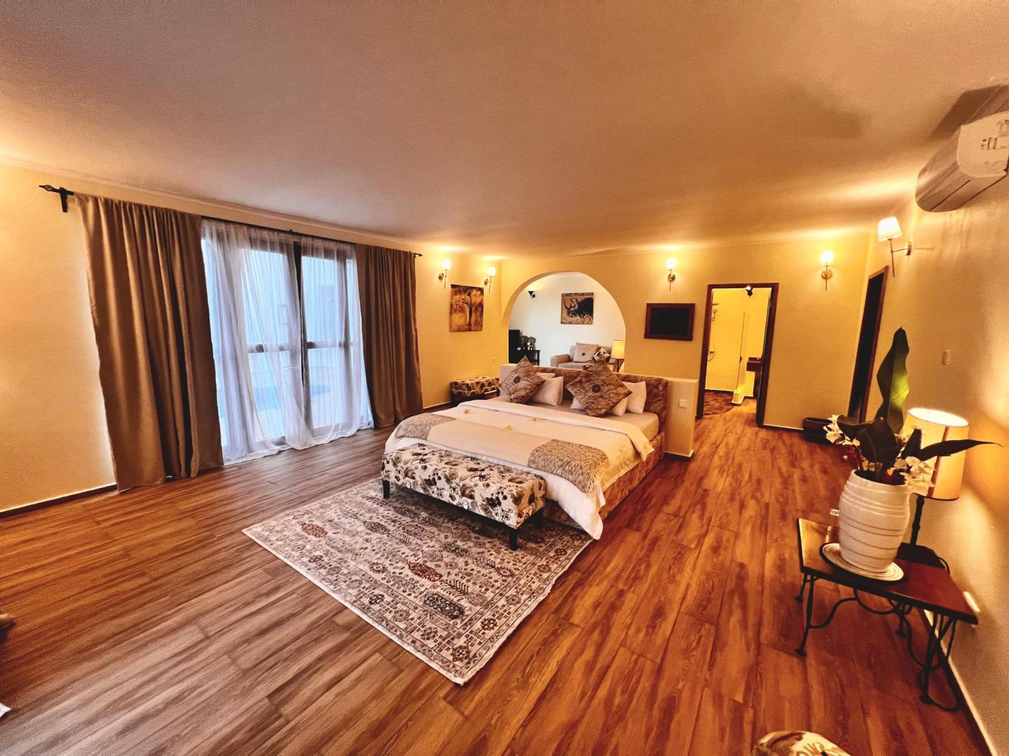 Pink Flamingo Boutique Hotel Моши Экстерьер фото