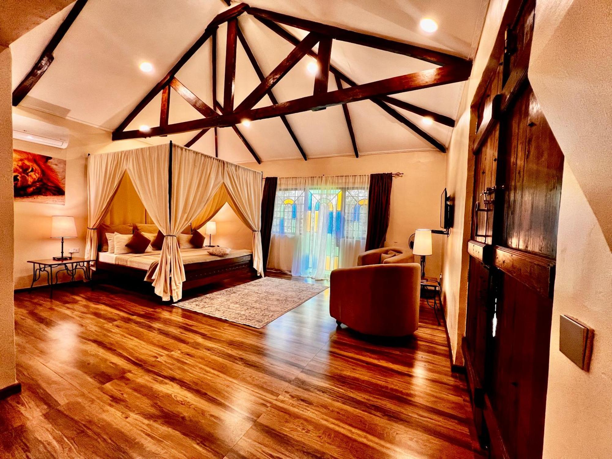 Pink Flamingo Boutique Hotel Моши Экстерьер фото